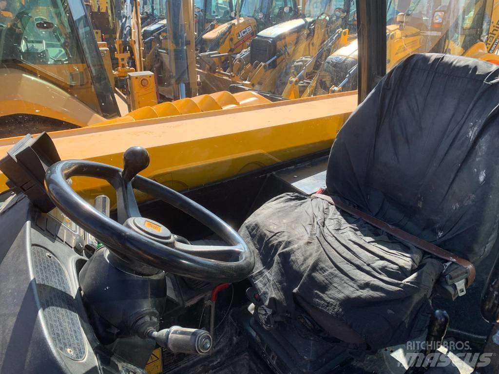 JCB 531-70 Poljoprivredni teleskopski utovarivači