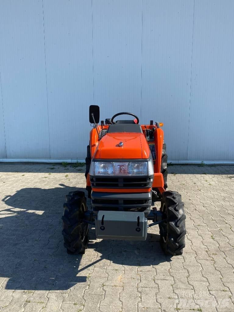 Kubota T 22 Manji traktori