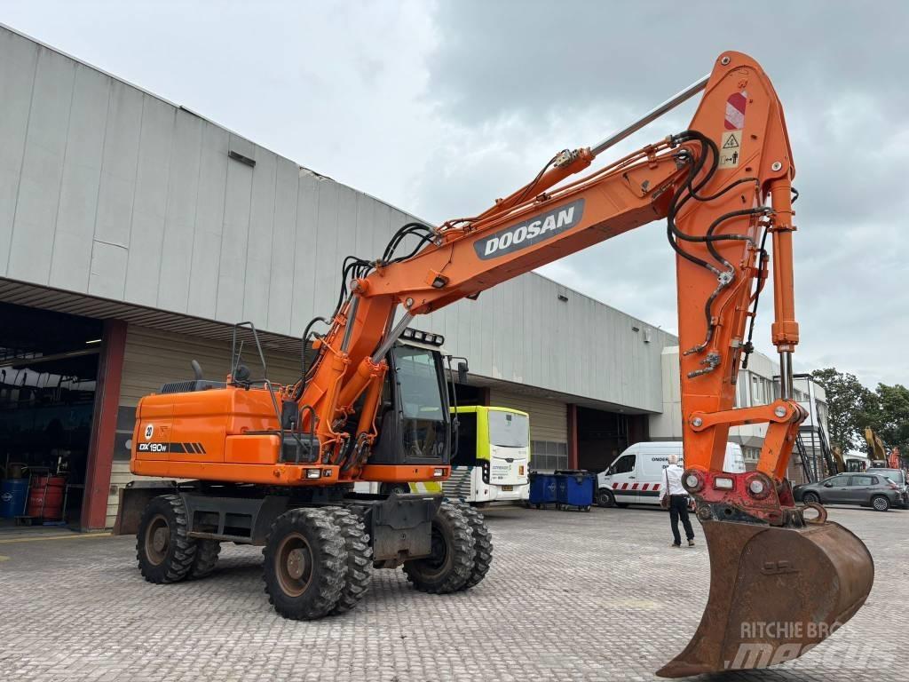 Doosan DX 190 W Bageri točkaši