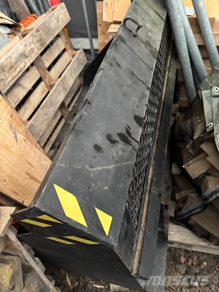 JCB 185 Robot Skid steer mini utovarivači