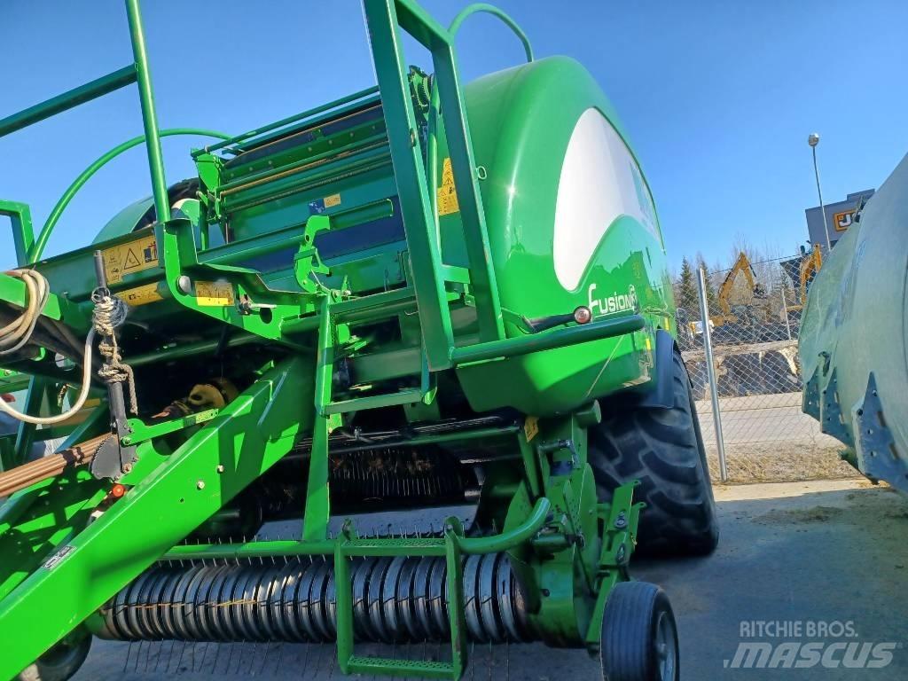 McHale Fusion 3 Prese/balirke za rolo bale