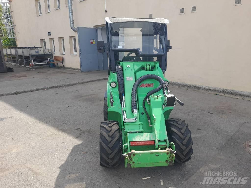 Avant 528 ROPS Ostalo