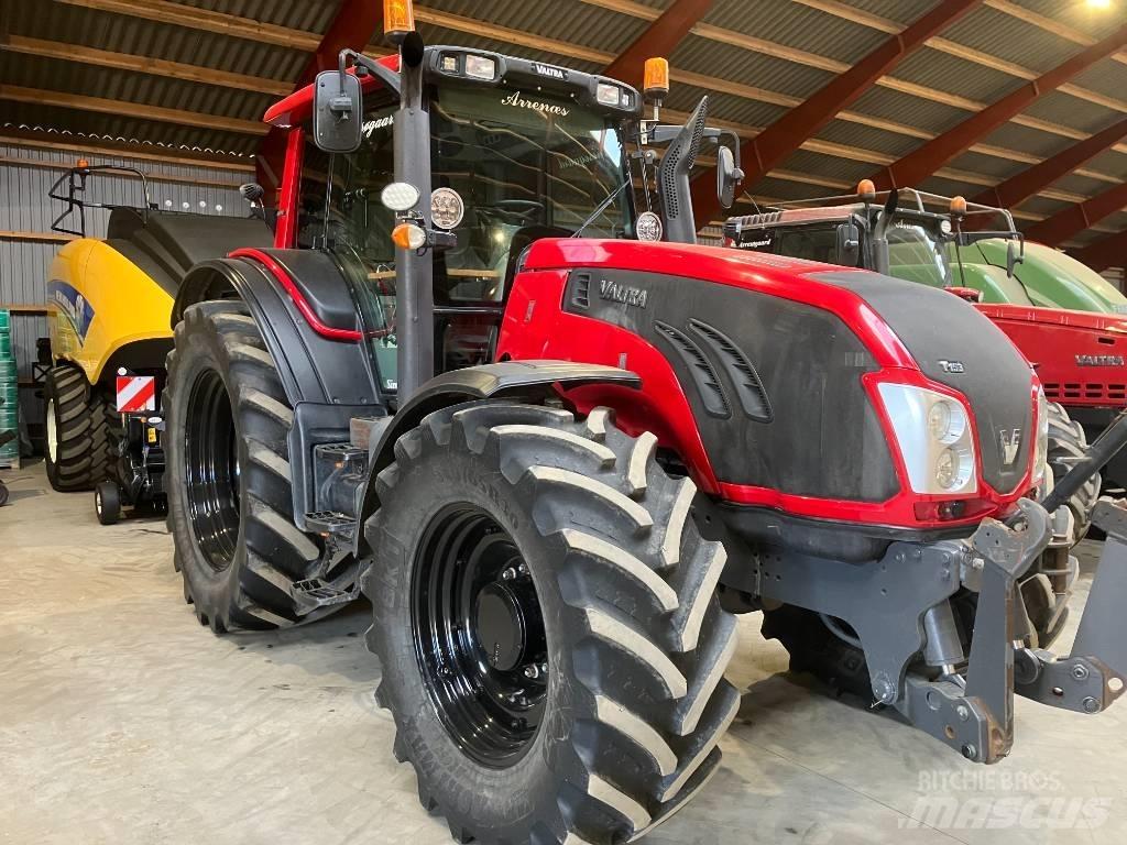 Valtra T 153 HT Traktori
