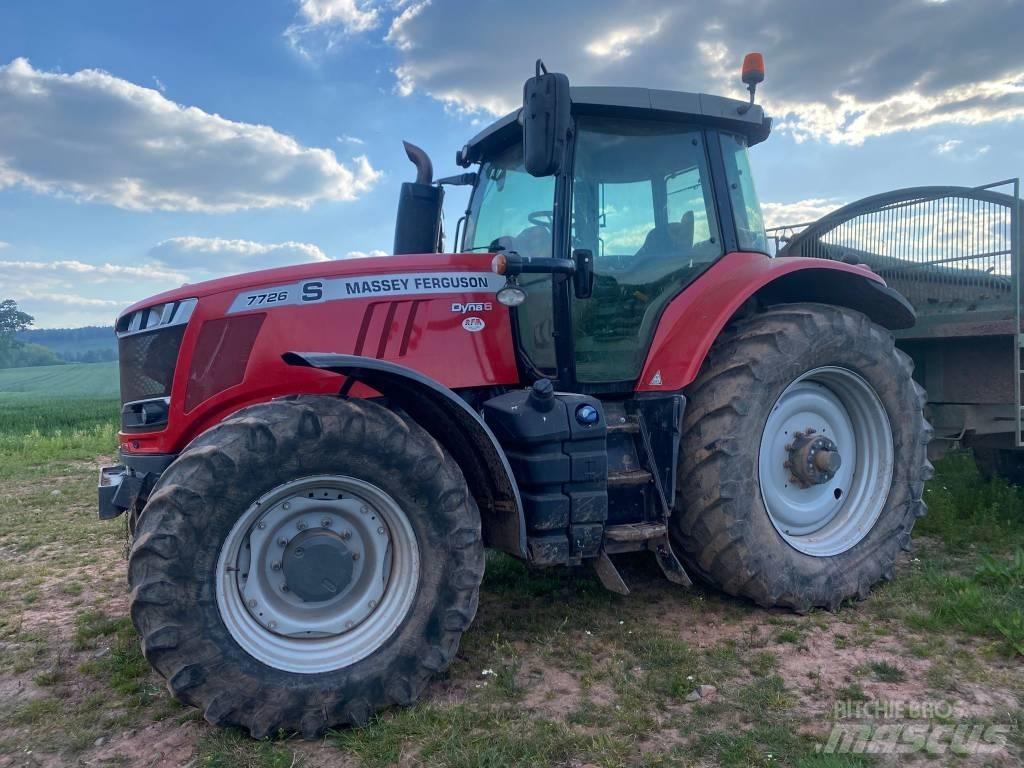 Massey Ferguson 7726 Traktori