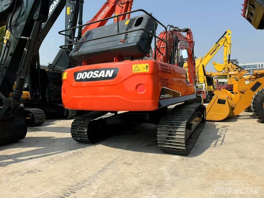 Doosan DX 300 LC-9C Bageri guseničari