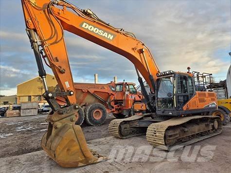 Doosan DX 300 LC 5 Bageri guseničari