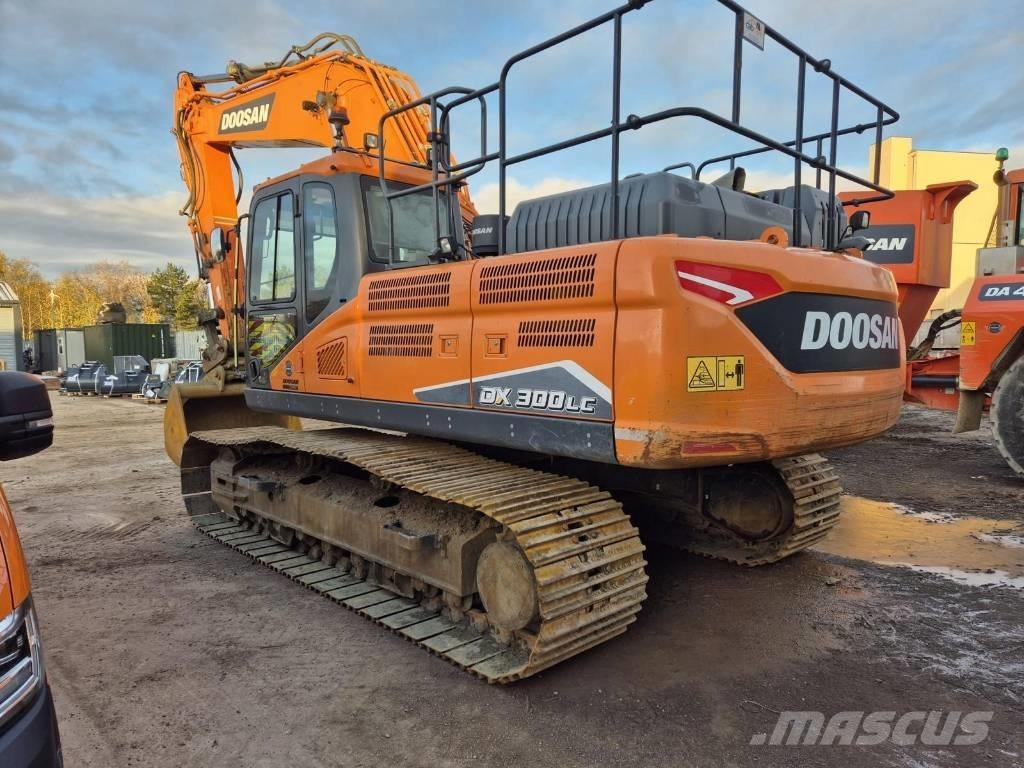 Doosan DX 300 LC 5 Bageri guseničari