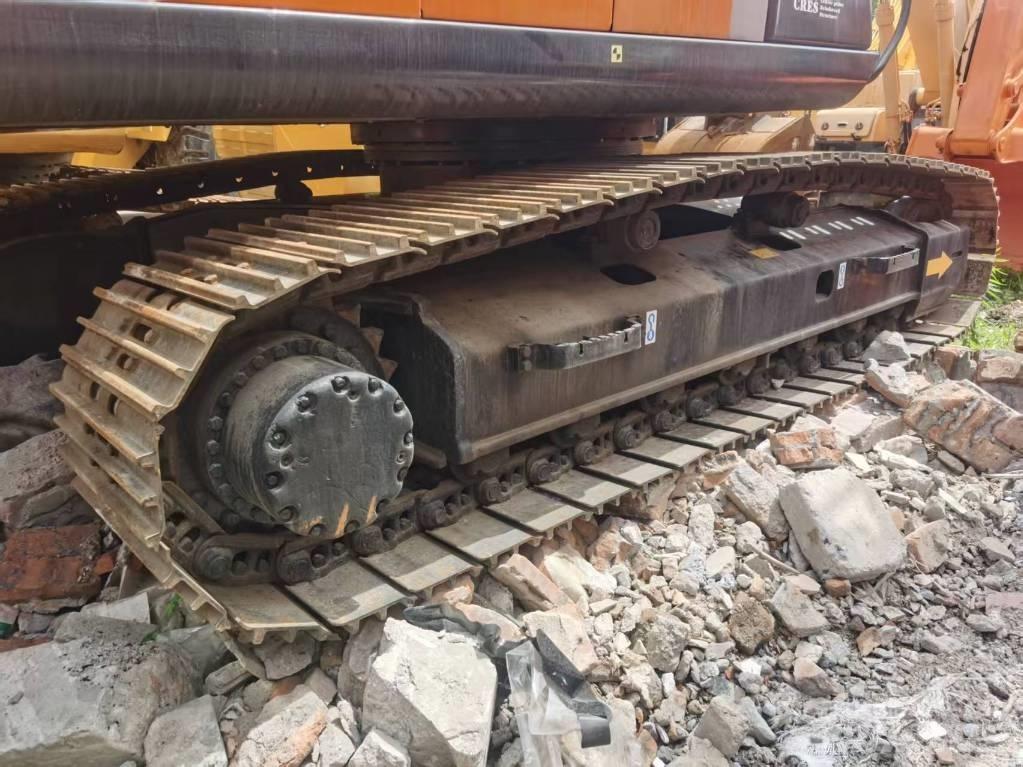 Hitachi ZX 200 Bageri guseničari