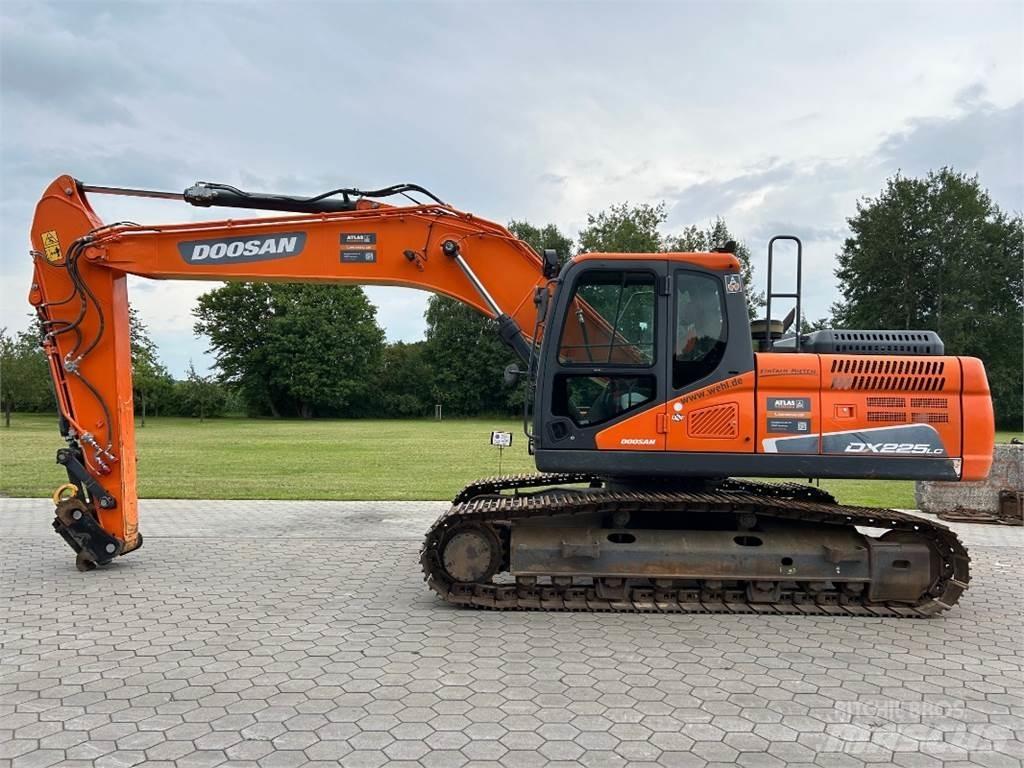 Doosan DX225LC-5 Bageri guseničari
