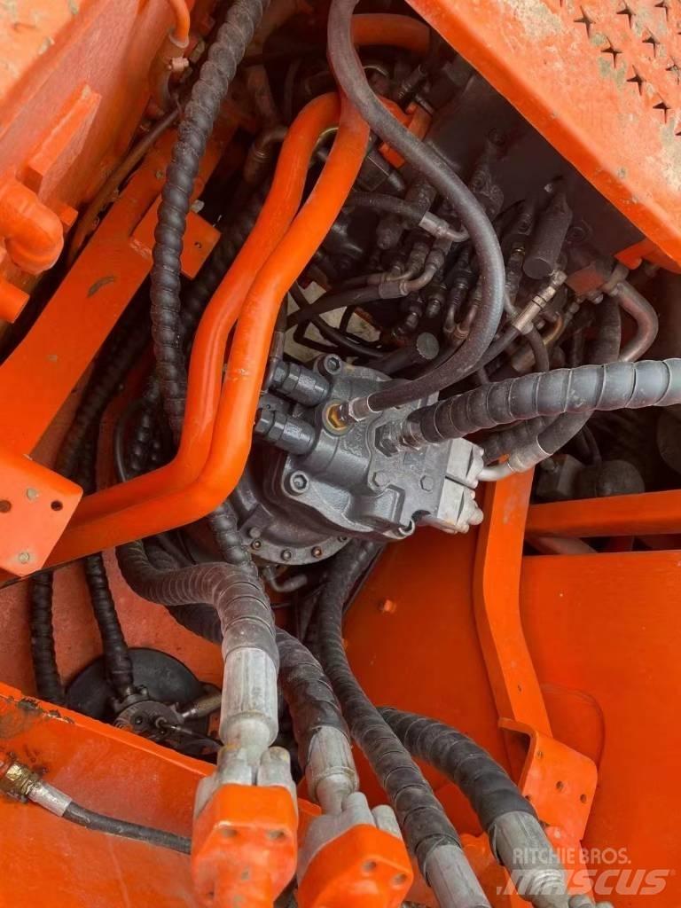 Doosan DH225LC-9E Bageri guseničari