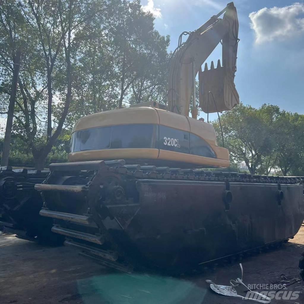 CAT 320 C Polovni amfibijski bageri