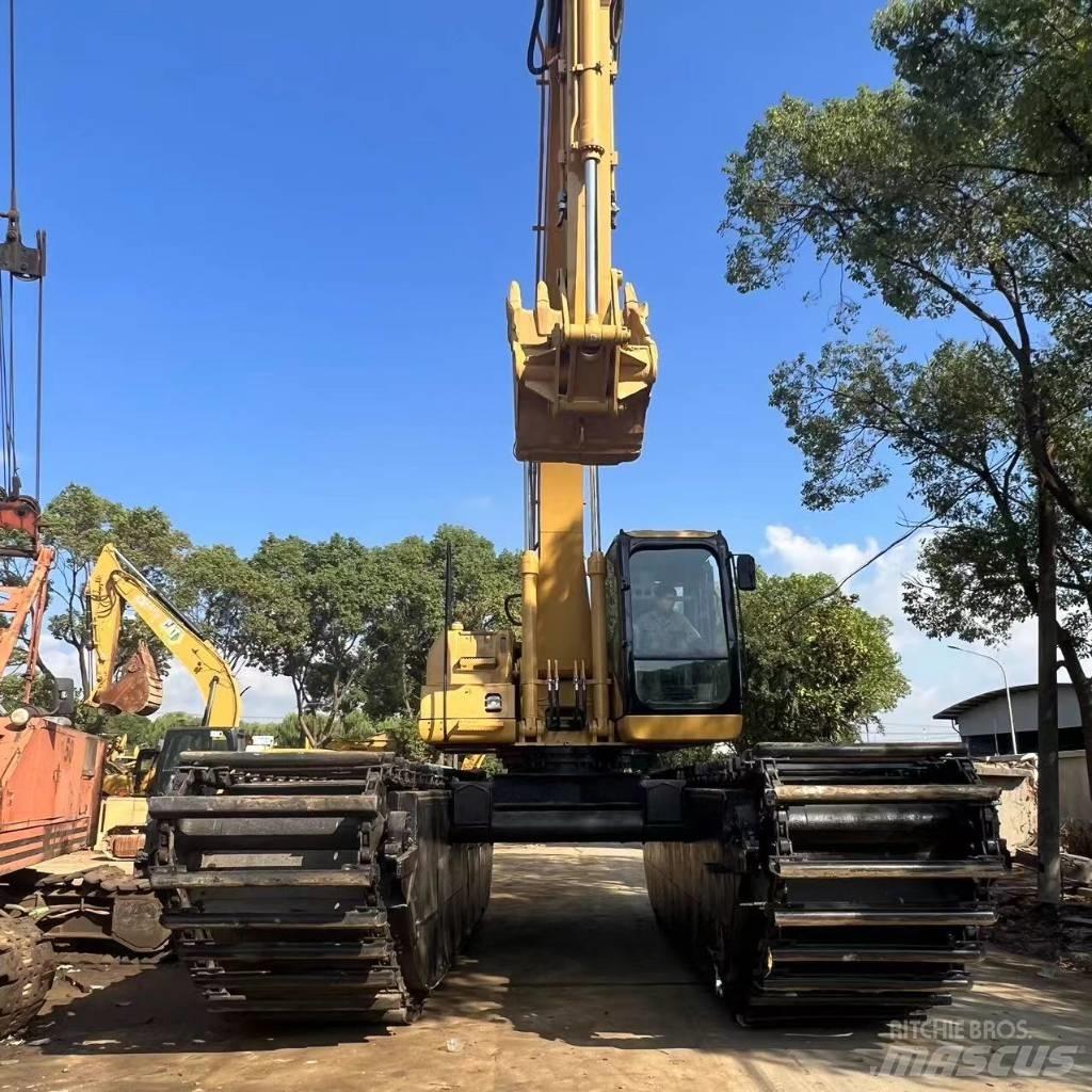CAT 320 C Polovni amfibijski bageri