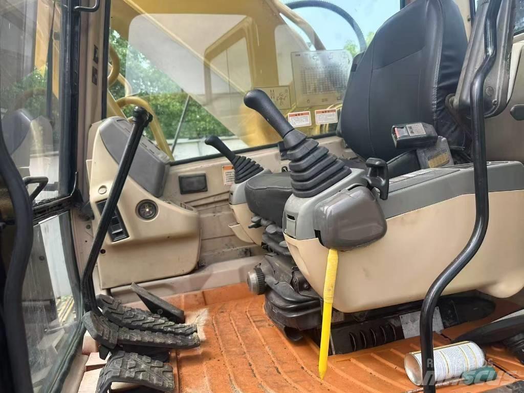 CAT 330 B L Bageri guseničari