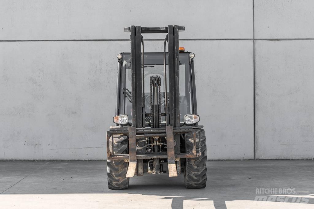 Manitou MC 25-4 Dizelski viljuškari