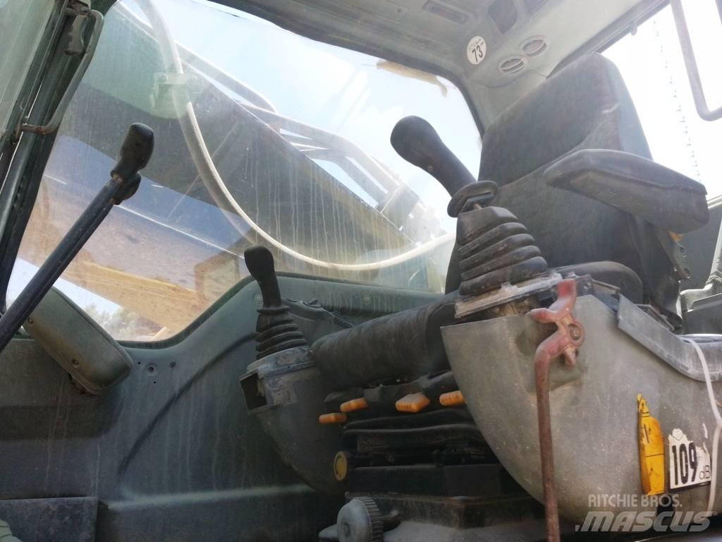 Volvo EC 460 Bageri guseničari
