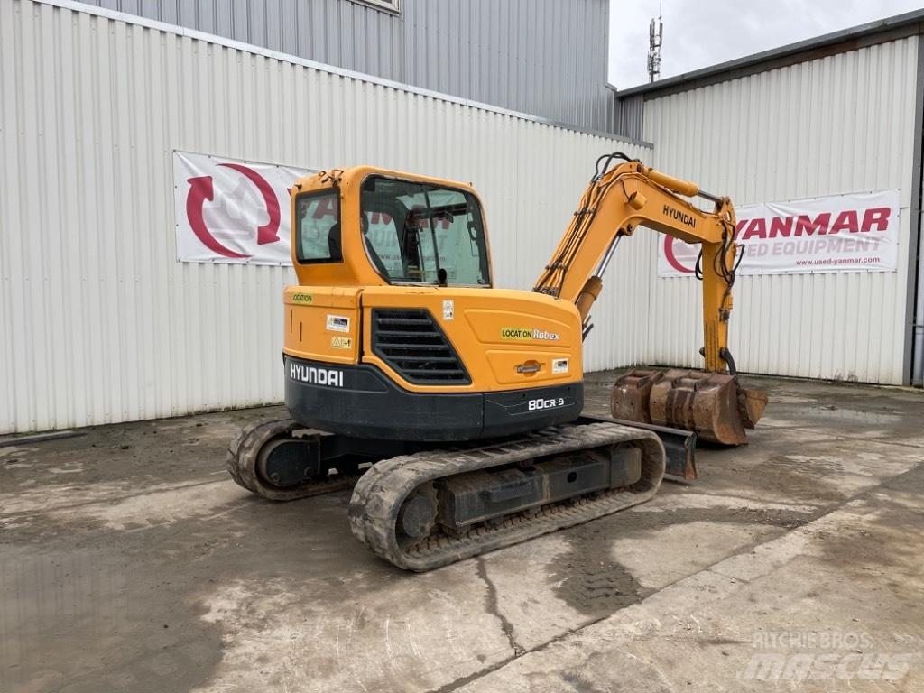 Hyundai R80CR-9 Midi bageri 7t – 12t