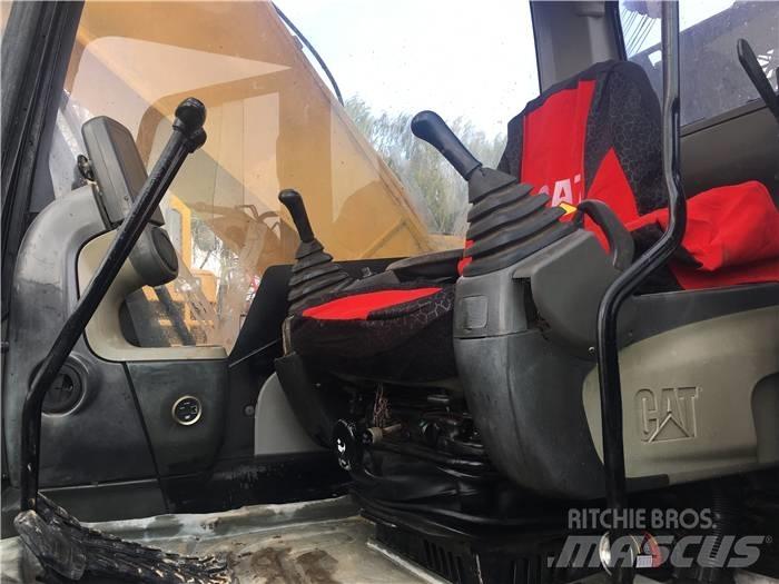 CAT 320 D Bageri guseničari