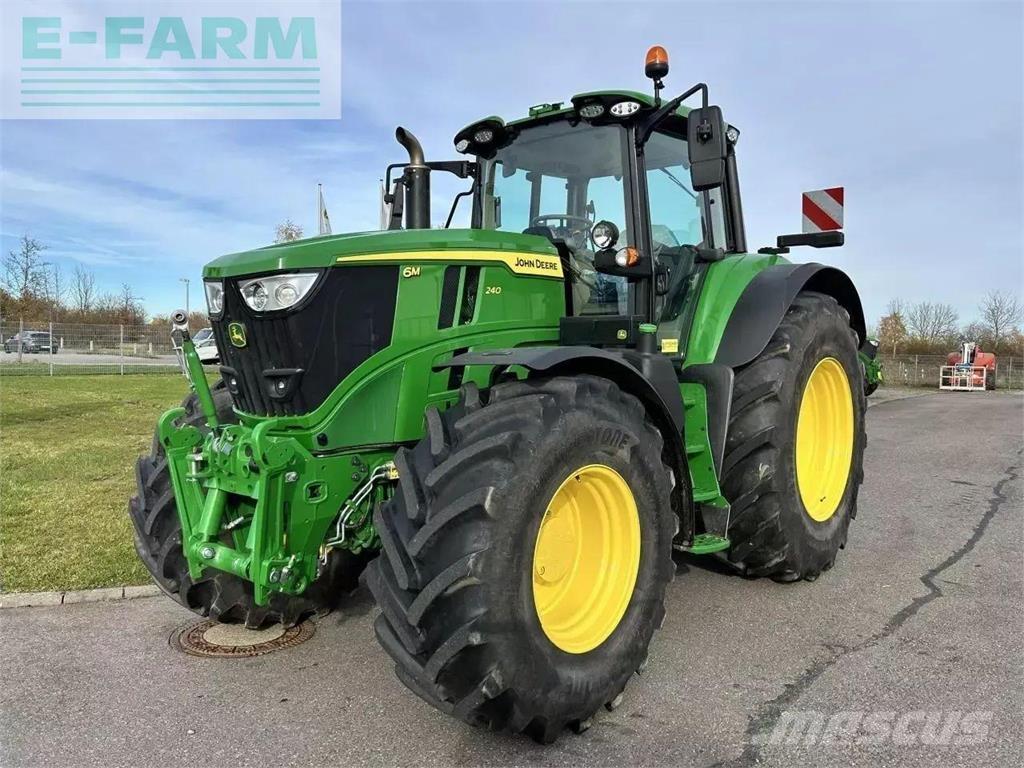 John Deere 6m 240 Traktori