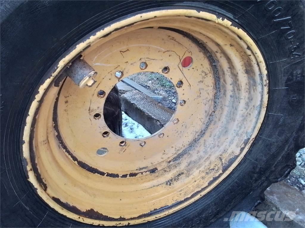 Rottne H20 20x34 Gume, točkovi i felne