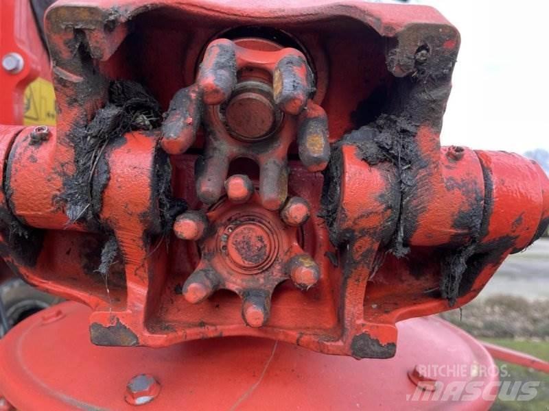 Kuhn GF 13002 Okretači i sakupljači sena