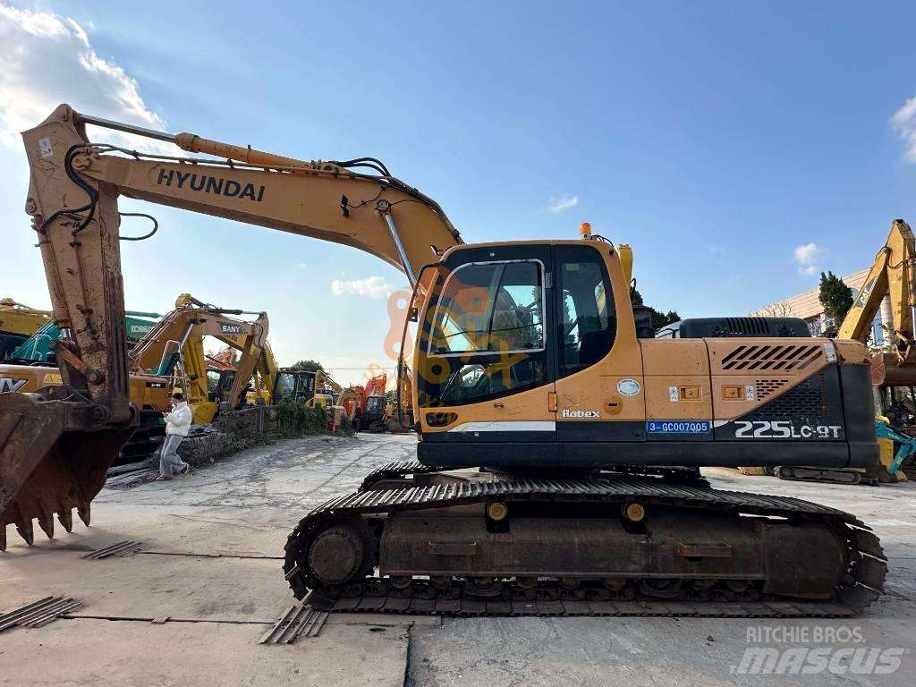 Hyundai 225 Bageri guseničari