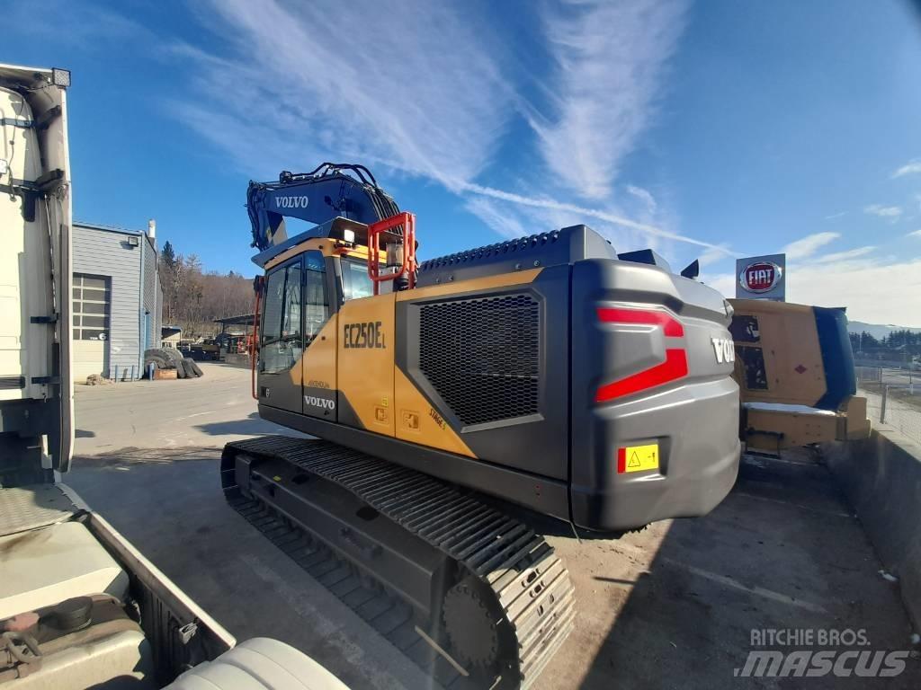 Volvo EC 250 EL Bageri guseničari