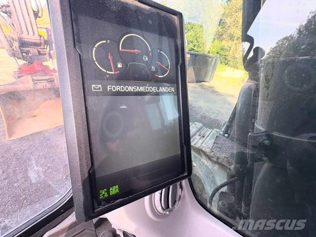 Volvo EC250 EL Bageri guseničari