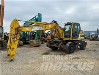 Doosan DX 160 WR Bageri točkaši