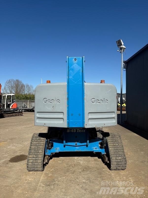 Genie S 45 Trax Teleskopske podizne platforme