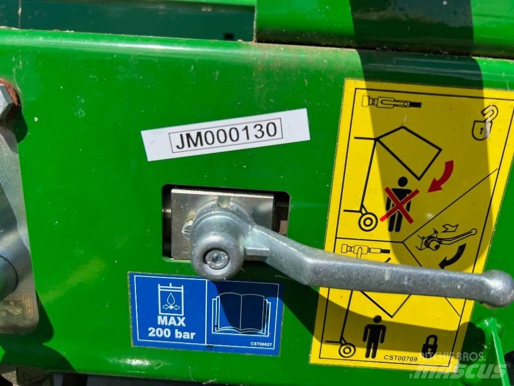 McHale F 5500 Prese/balirke za rolo bale