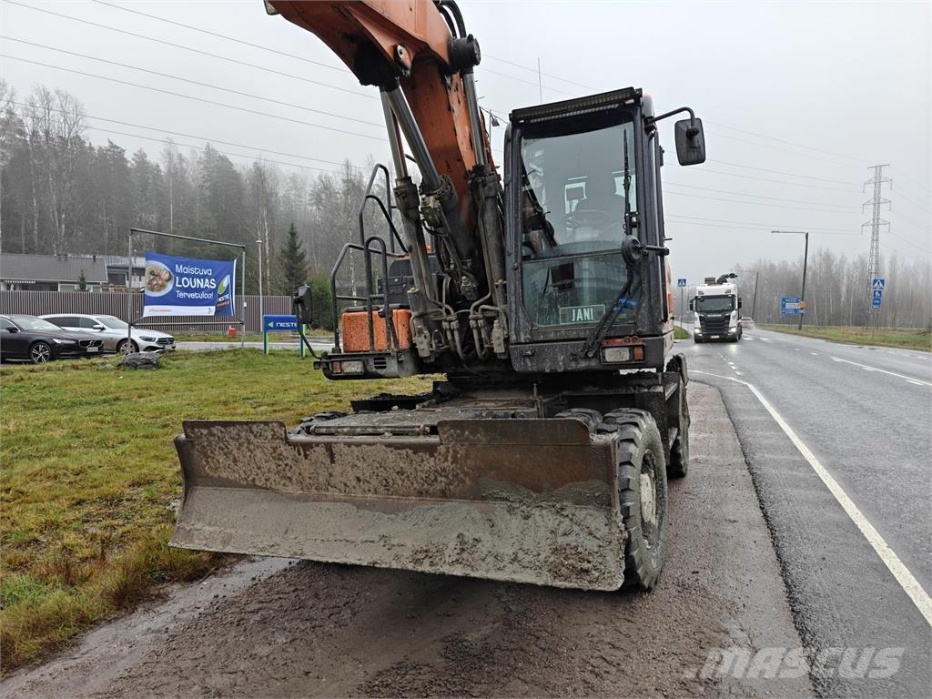 Doosan DX 210 W-7 Bageri točkaši