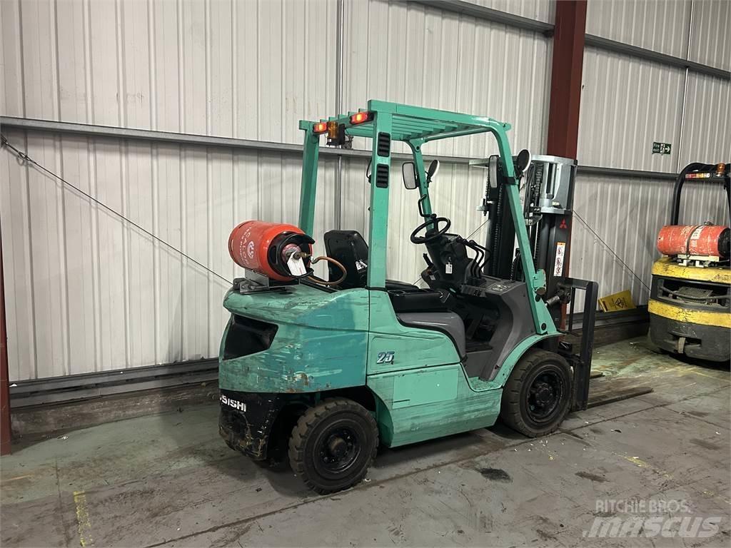 Mitsubishi FG25NT Plinski viljuškari