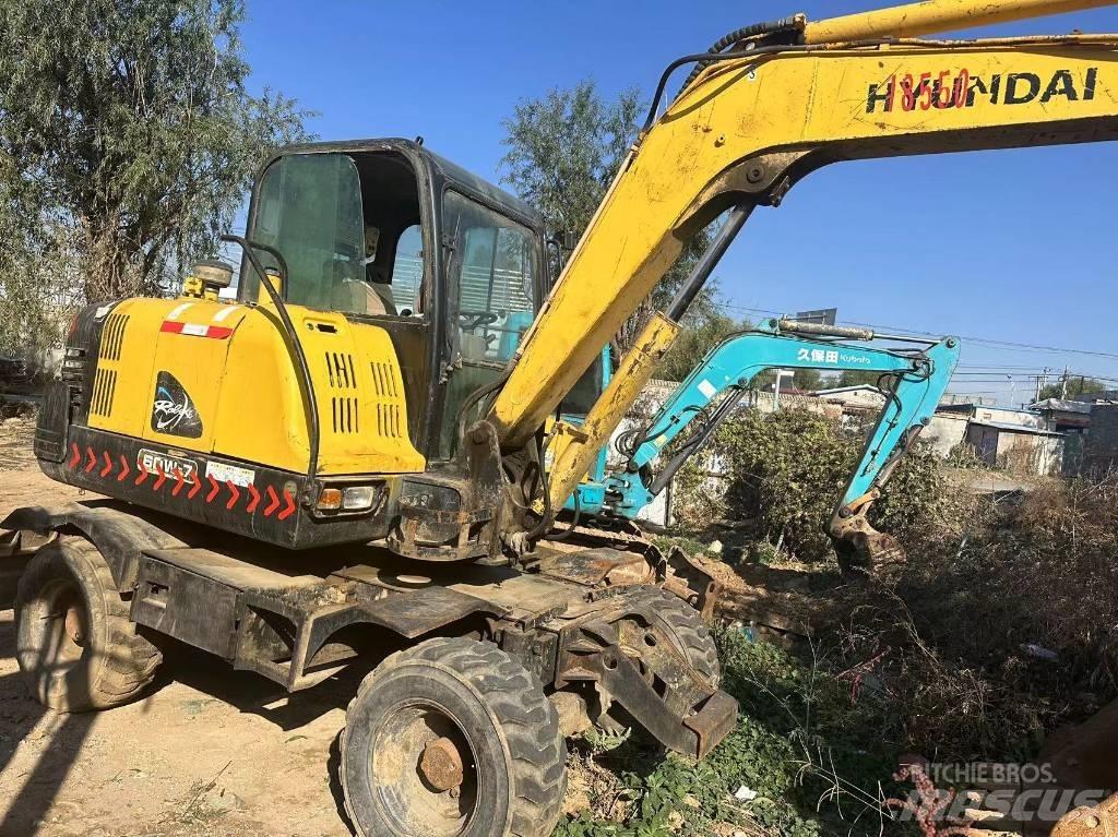 Hyundai R60W-7 Bageri guseničari