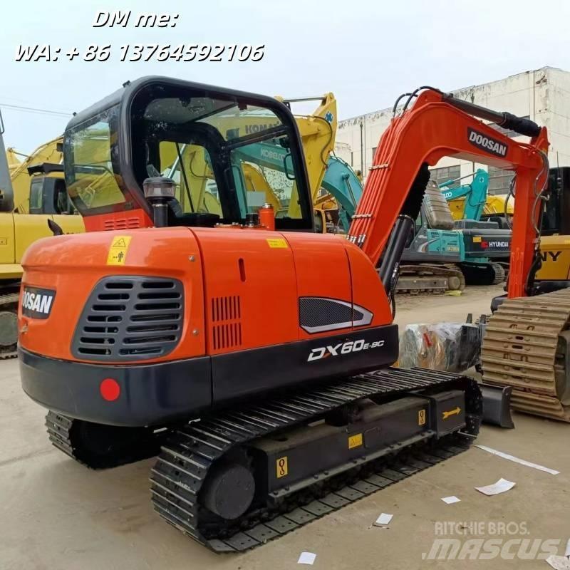 Doosan DX60 Bageri guseničari