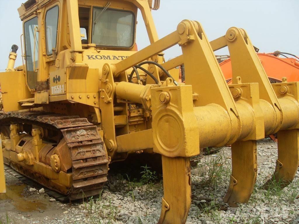 Komatsu D 155a-1 Buldožeri guseničari