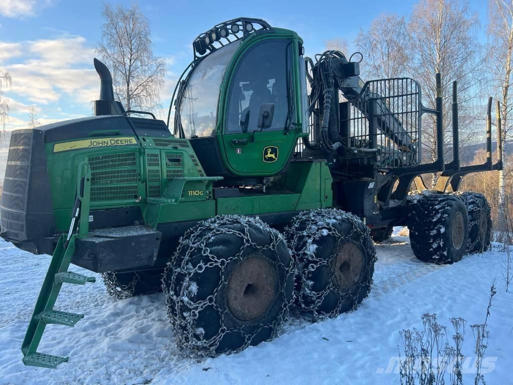 John Deere 1110 G Forvarderi