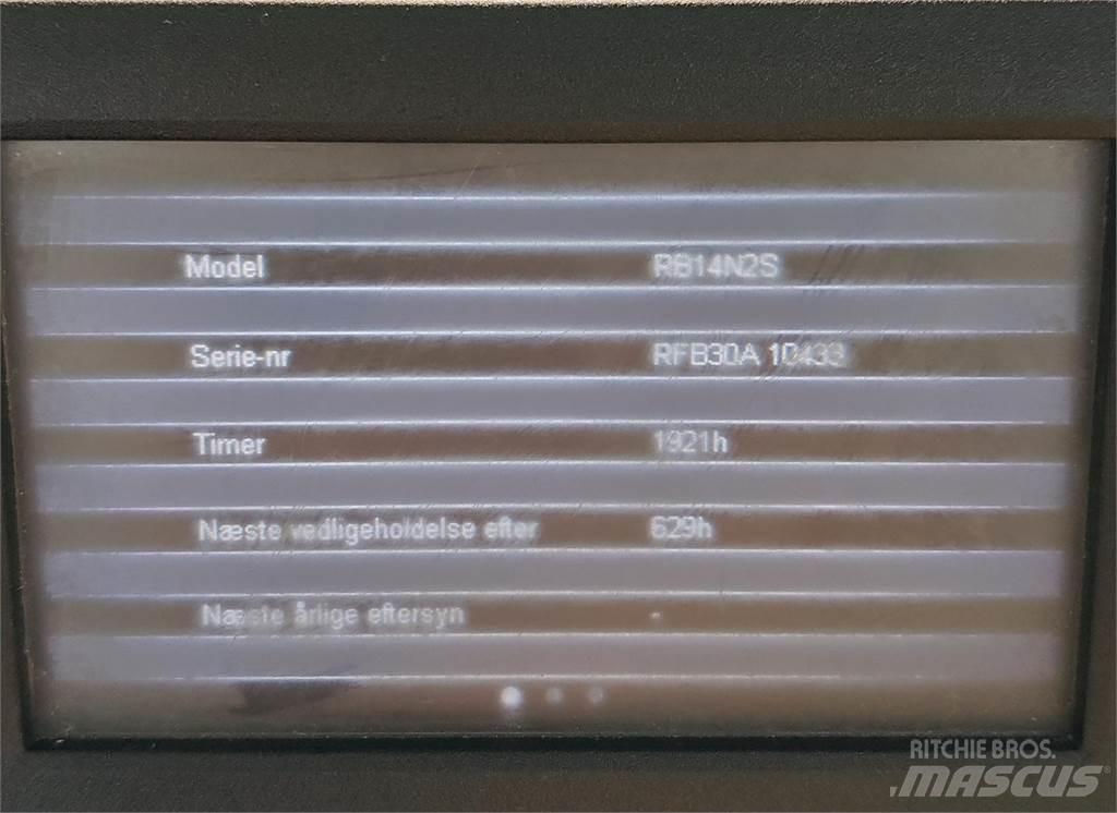 Mitsubishi RB14N2S Viljuškari sa pomičnim stupom