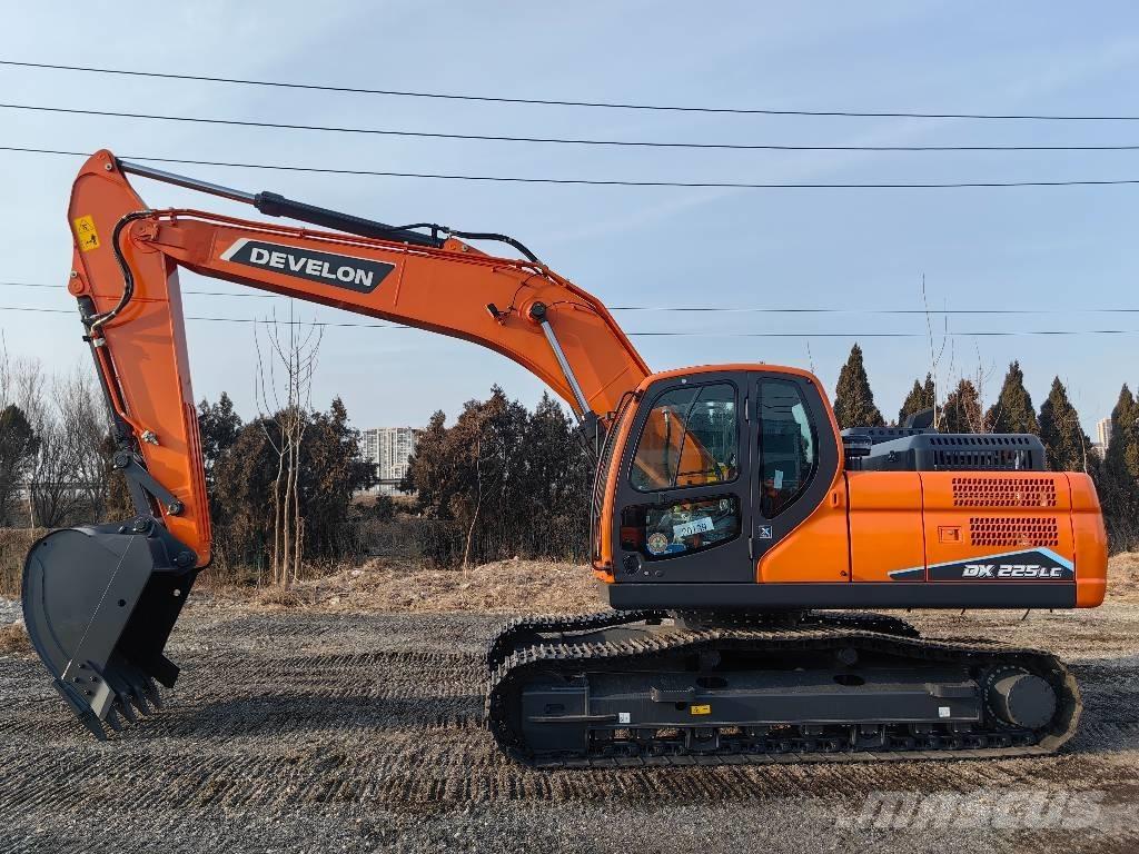 Doosan DX225 Bageri guseničari