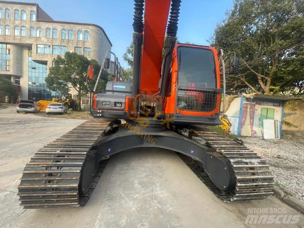 Doosan DX 300 Bageri guseničari