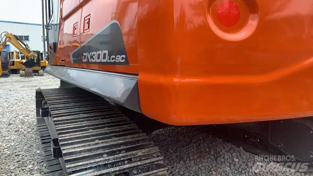 Doosan DX300lc-9 Bageri guseničari