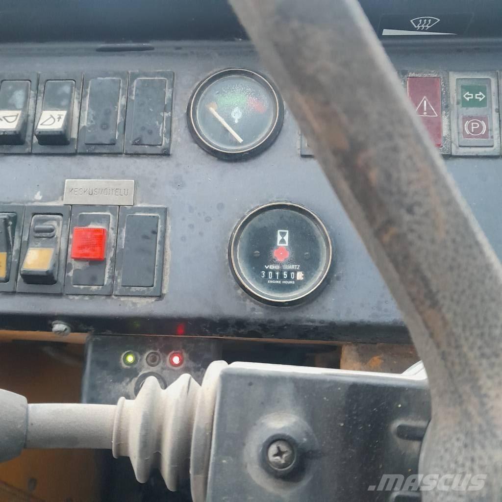 Volvo L 90 Utovarivači na točkove