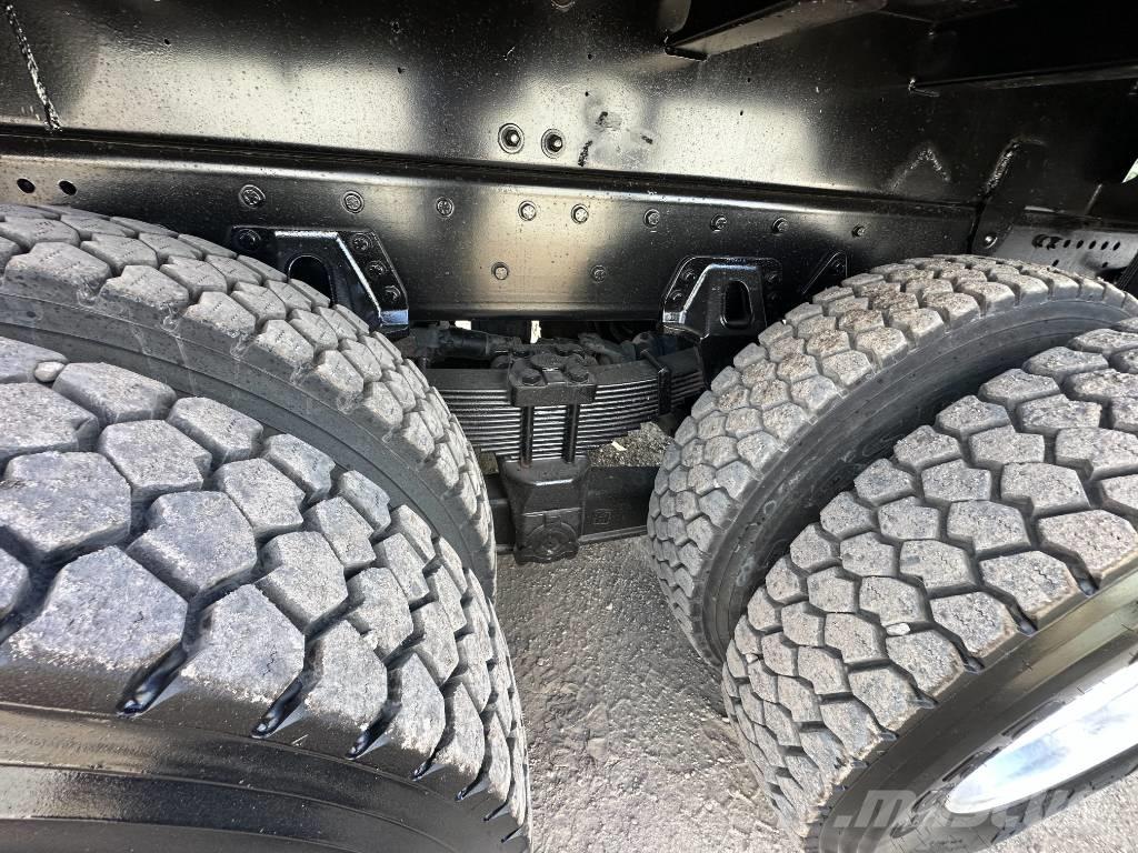 Freightliner 114 SD Kombi vozila/ vakum kamioni