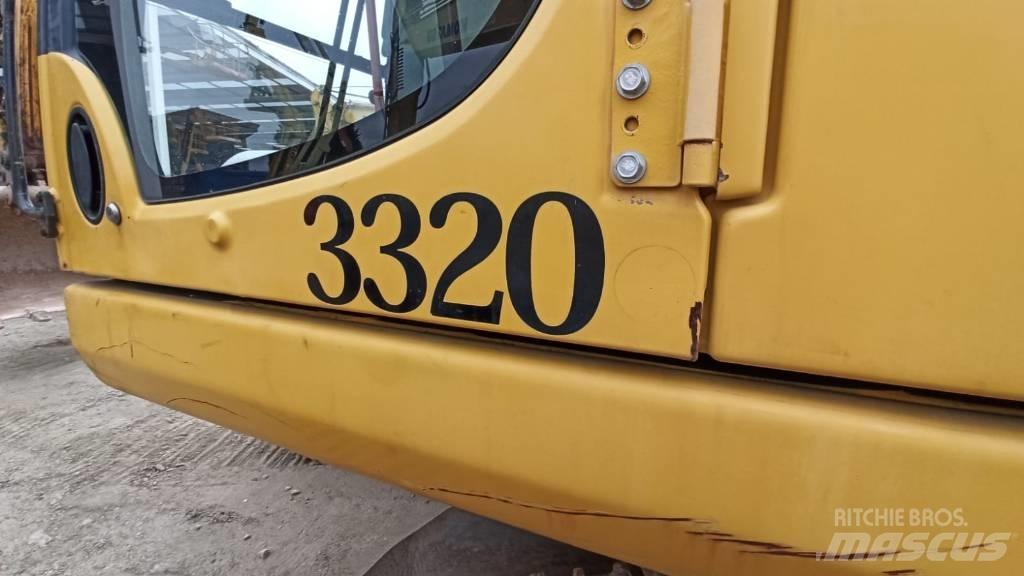 Komatsu PC240NLC-8 Bageri guseničari