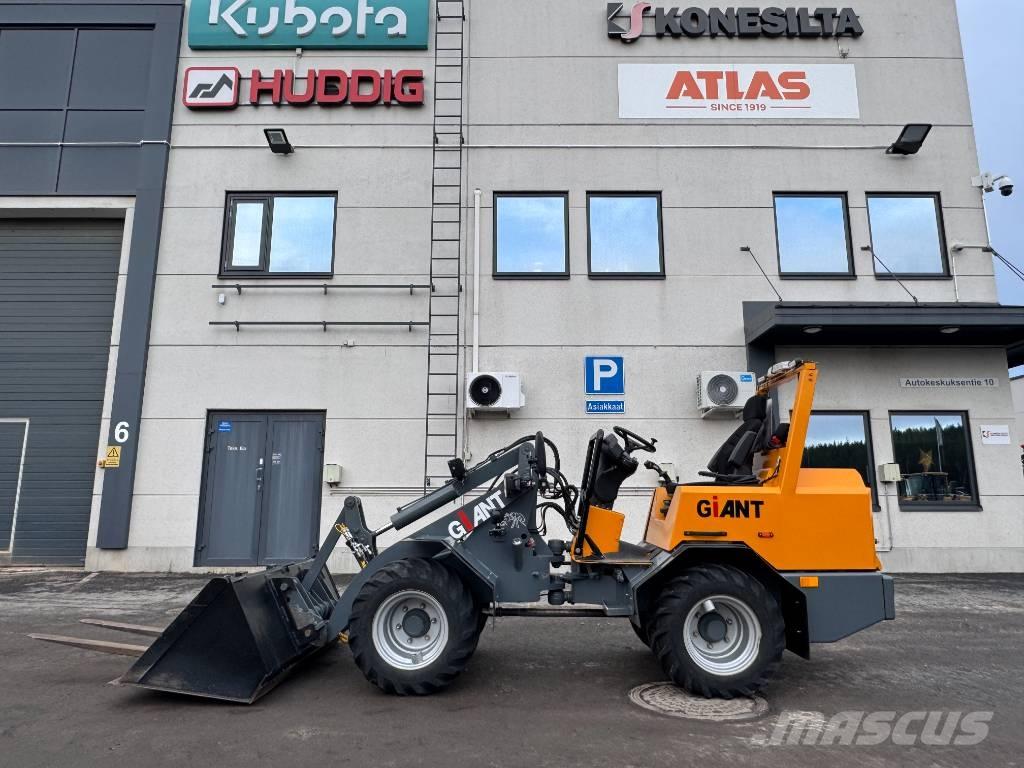GiANT V 451 T X-Tra Mini utovarivači