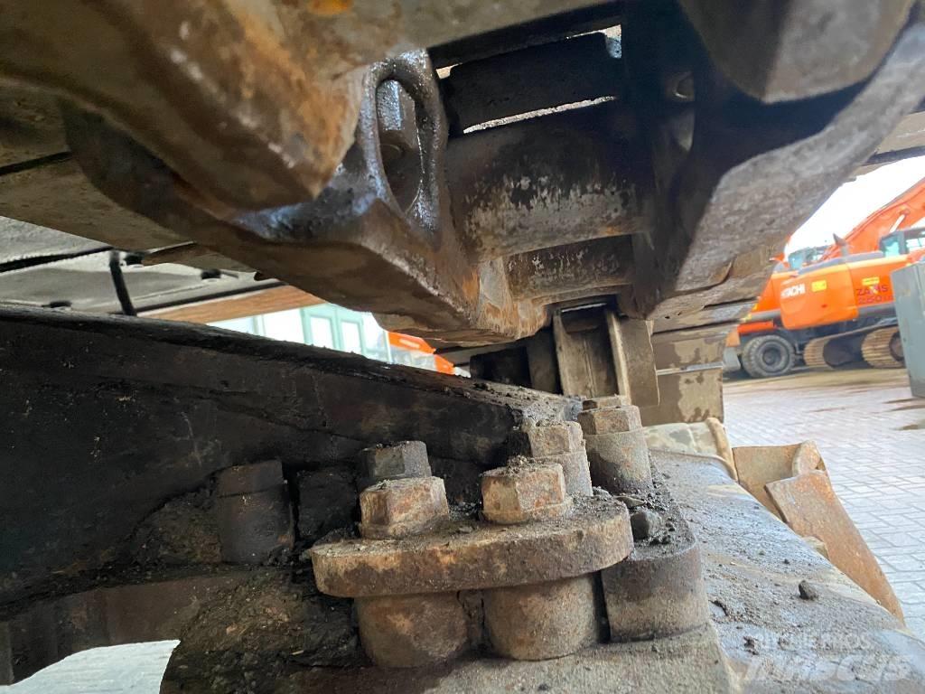 Hitachi ZX 460 Bageri guseničari