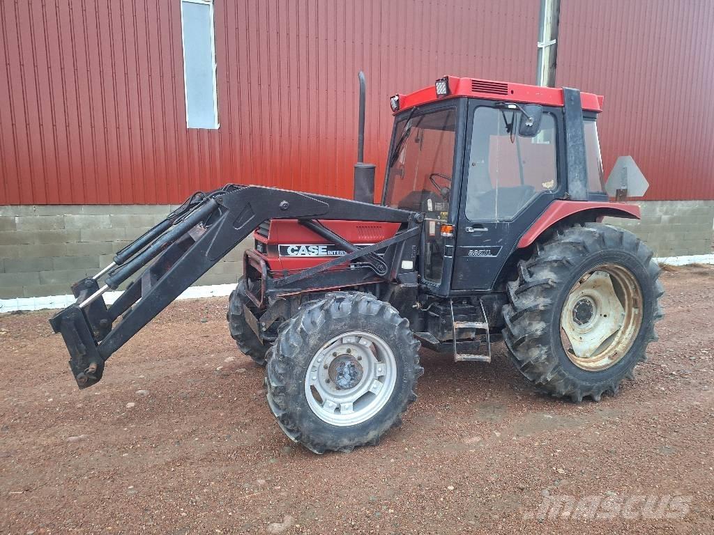 Case IH 885 XL Traktori