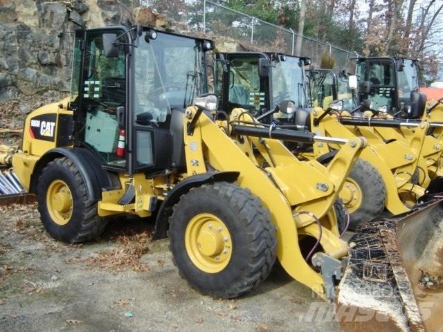 CAT 906 M Utovarivači na točkove