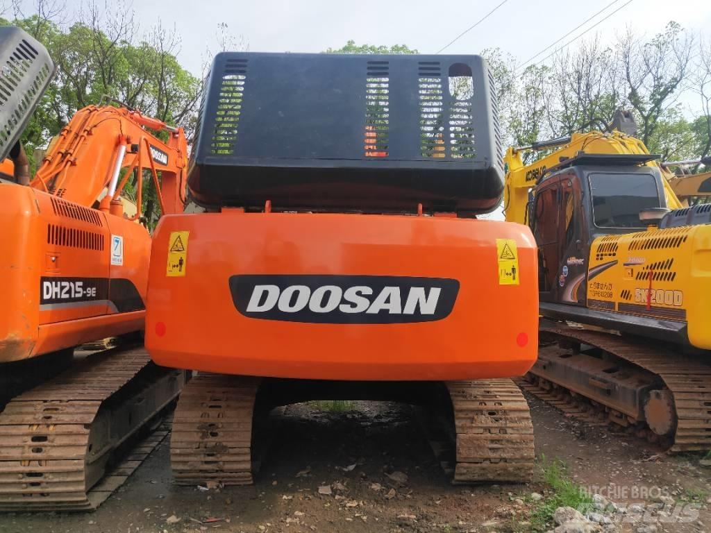 Doosan DH 215-9 Bageri guseničari