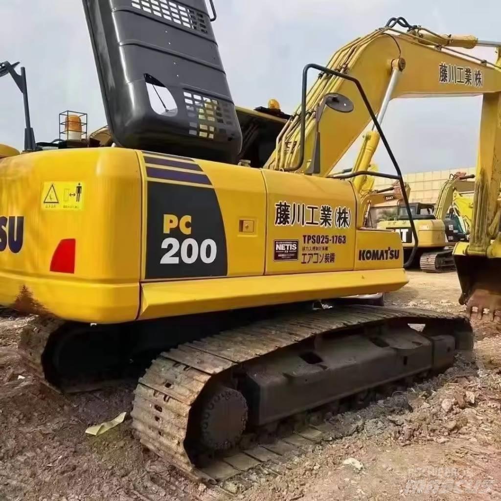 Komatsu PC 200 Bageri guseničari