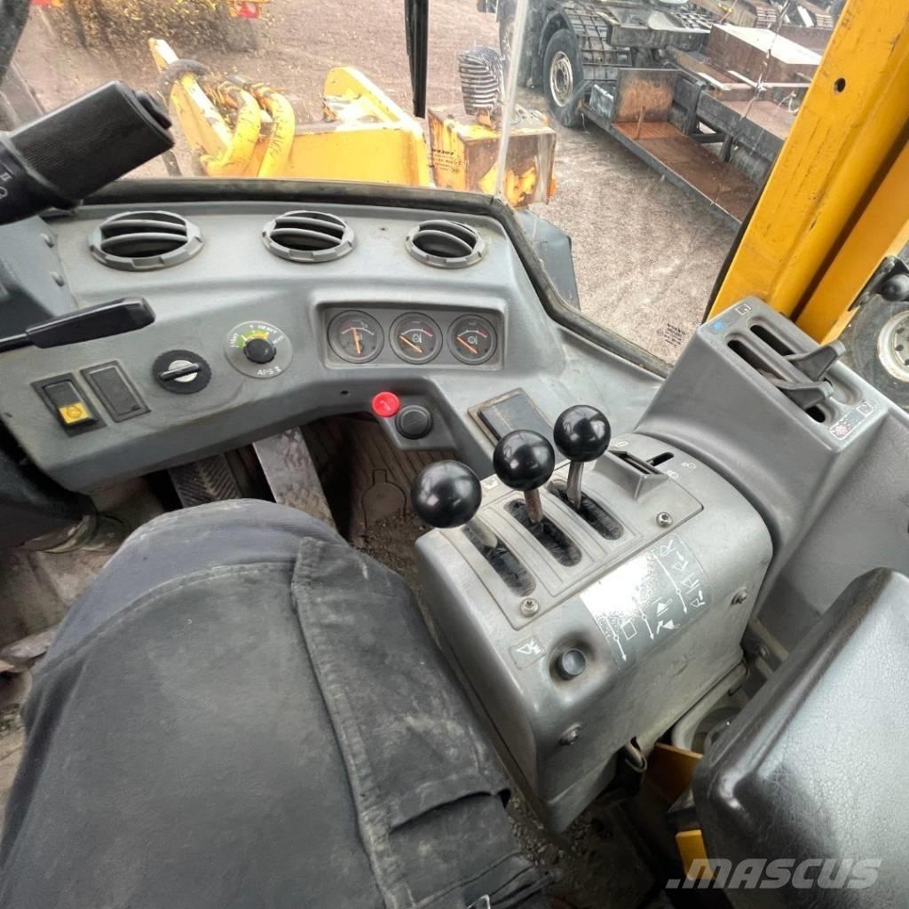 Volvo L 120 C Utovarivači na točkove